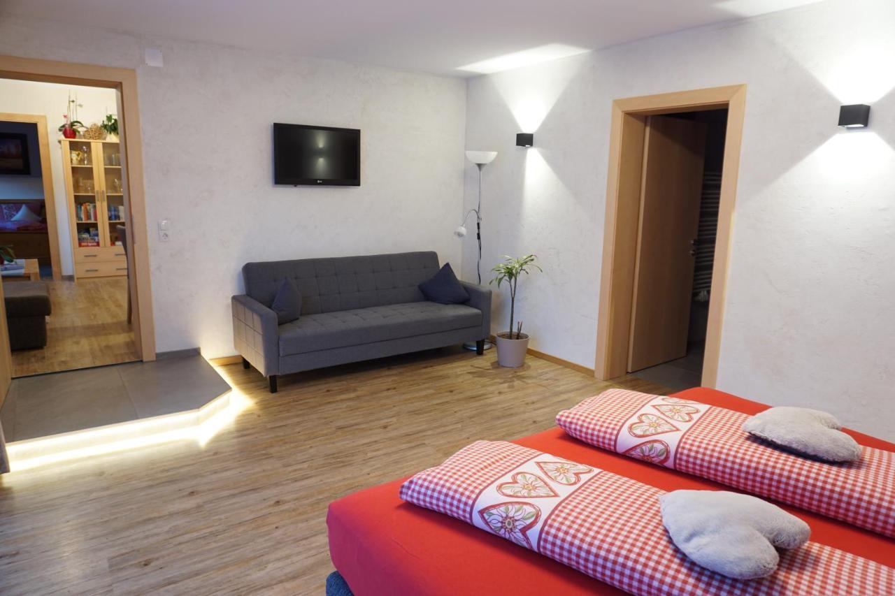 Haus Waldblick Pfunds Apartman Kültér fotó